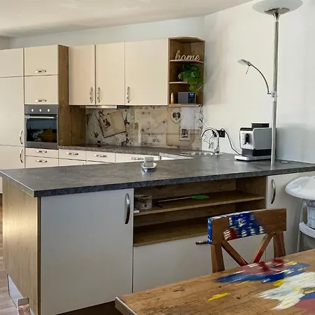 Stunning In With Wifi, Heated Swimming Pool And 2 Bedrooms * Mahrensdorf